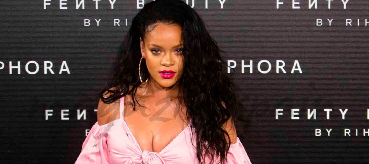 Rihanna causa furor en Instagram con su nueva colección de lencería